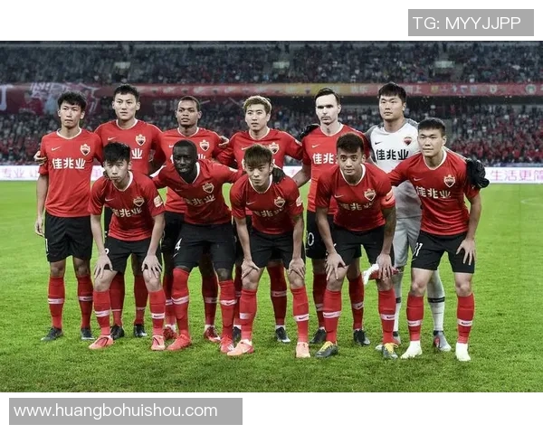 赛后分析:上海足球队与杭州足球队的技术对决与战术解析